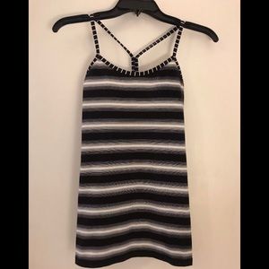 Lululemon tank with built in bra